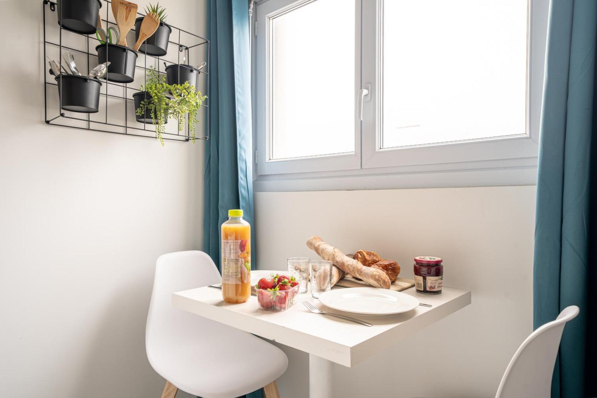Suite Le Studio Litchi Baigne De Lumieres & Proche Des Plages Saint-Nazaire  Buitenkant foto